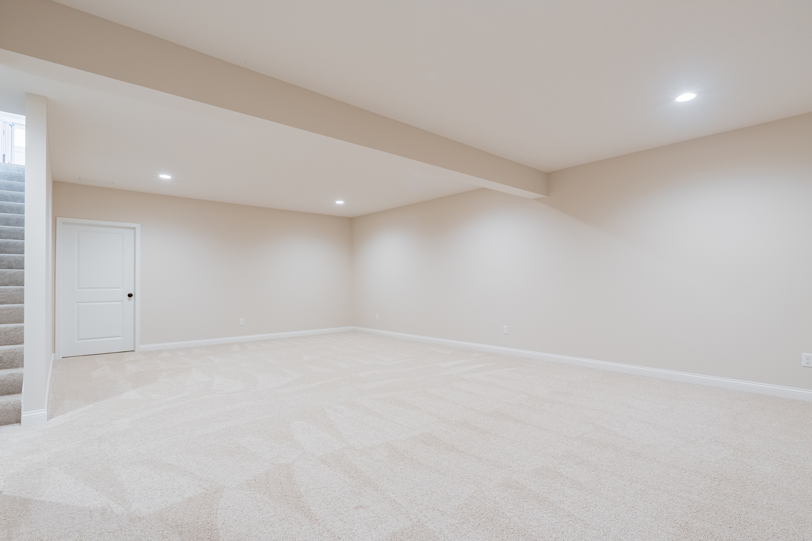 1906 Dunraven Road Bloomington, IL 61704 - Photo 19 of 28 a view of an empty room