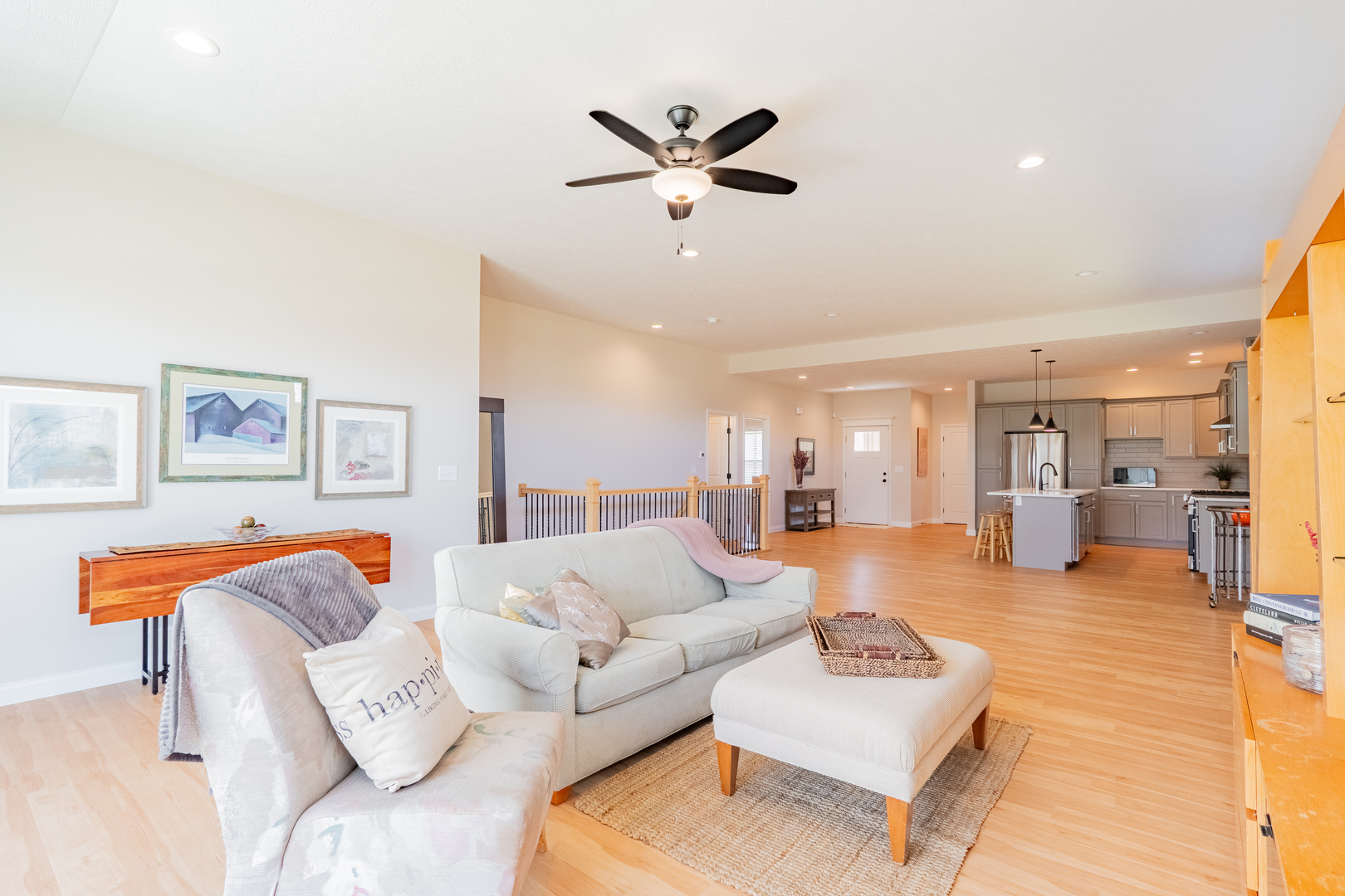 1906 Dunraven Road Bloomington, IL 61704 - Photo 10 of 28 a living room with furniture and kitchen view