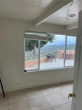 $950,000 | 19260 Santa Rosa Mine Road, Perris, CA 92570