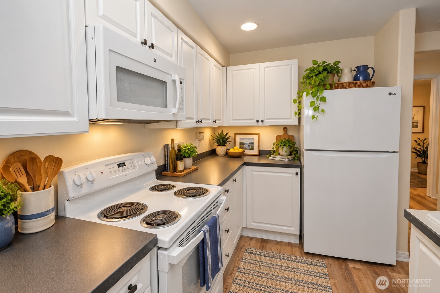 2522 Rucker Avenue, Unit 408 Everett, WA 98201 - Photo 13 of 40 Gallery Image 13