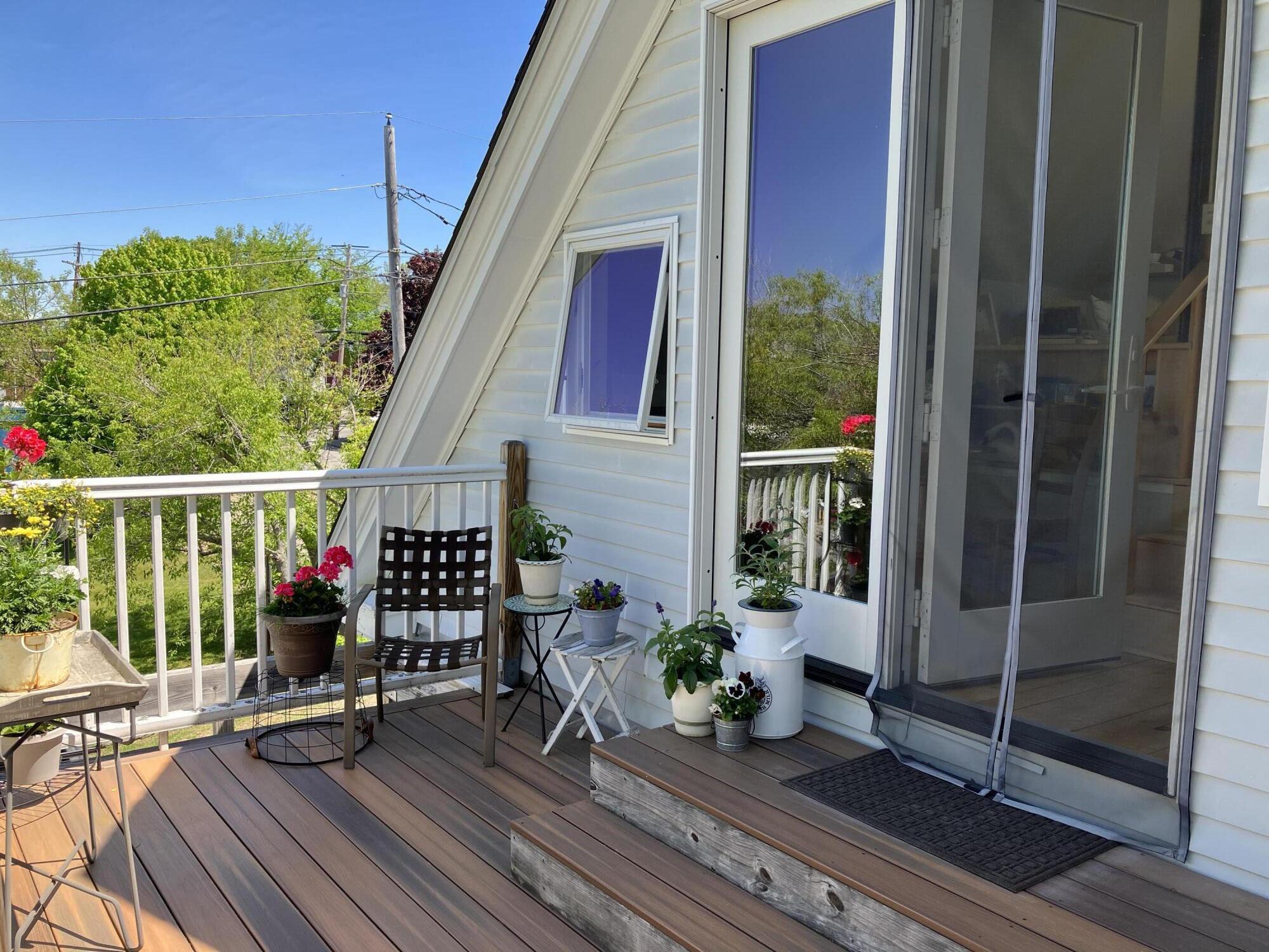 11 Water Street Damariscotta, ME 04543 - Photo 7 of 31 11 Water St (TopApt-Deck1)