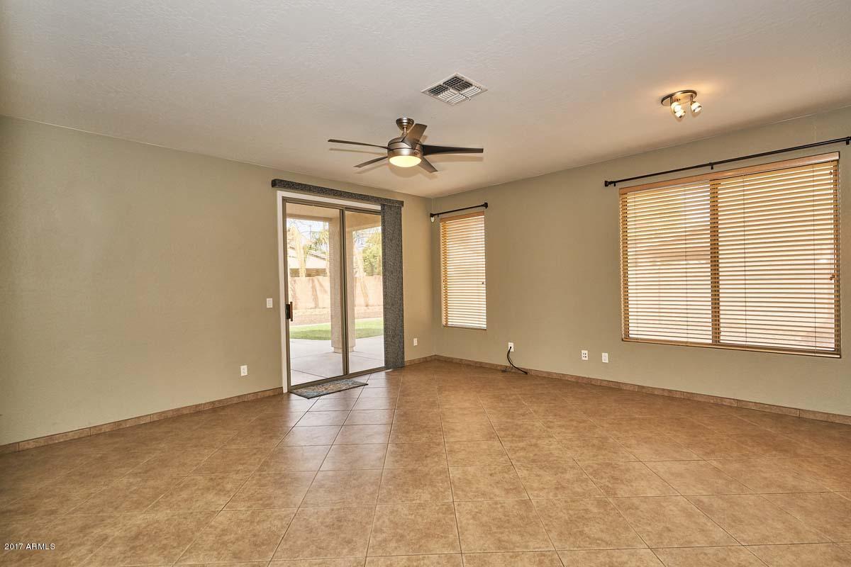 3276 East Attleboro Road Gilbert, AZ 85295 - Photo 17 of 40 Family Room