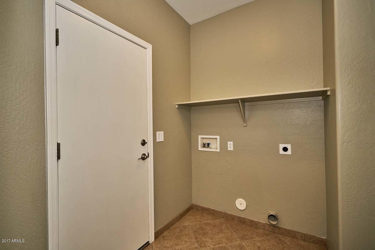 3276 East Attleboro Road Gilbert, AZ 85295 - Photo 18 of 40 Laundry Room