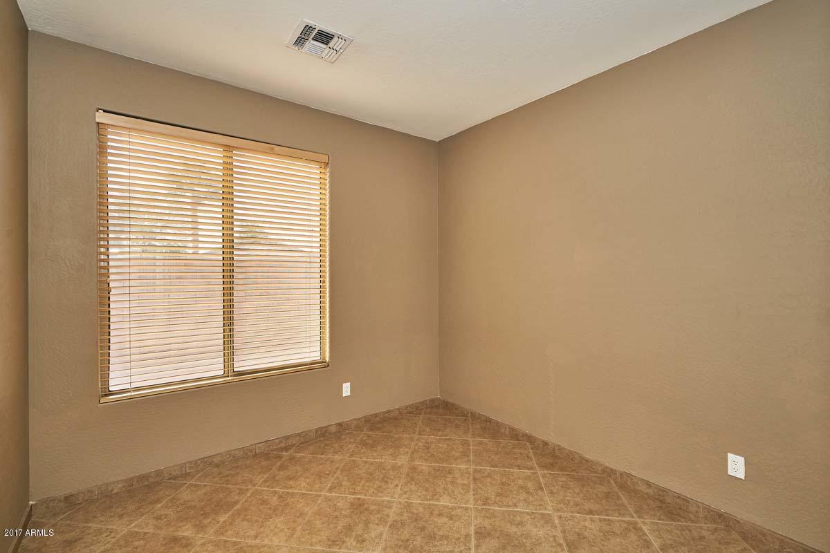 3276 East Attleboro Road Gilbert, AZ 85295 - Photo 27 of 40 2nd Bedroom