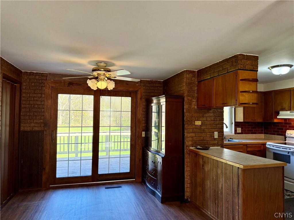 7928 Morgan Road Clay, NY 13090 - Photo 12 of 39