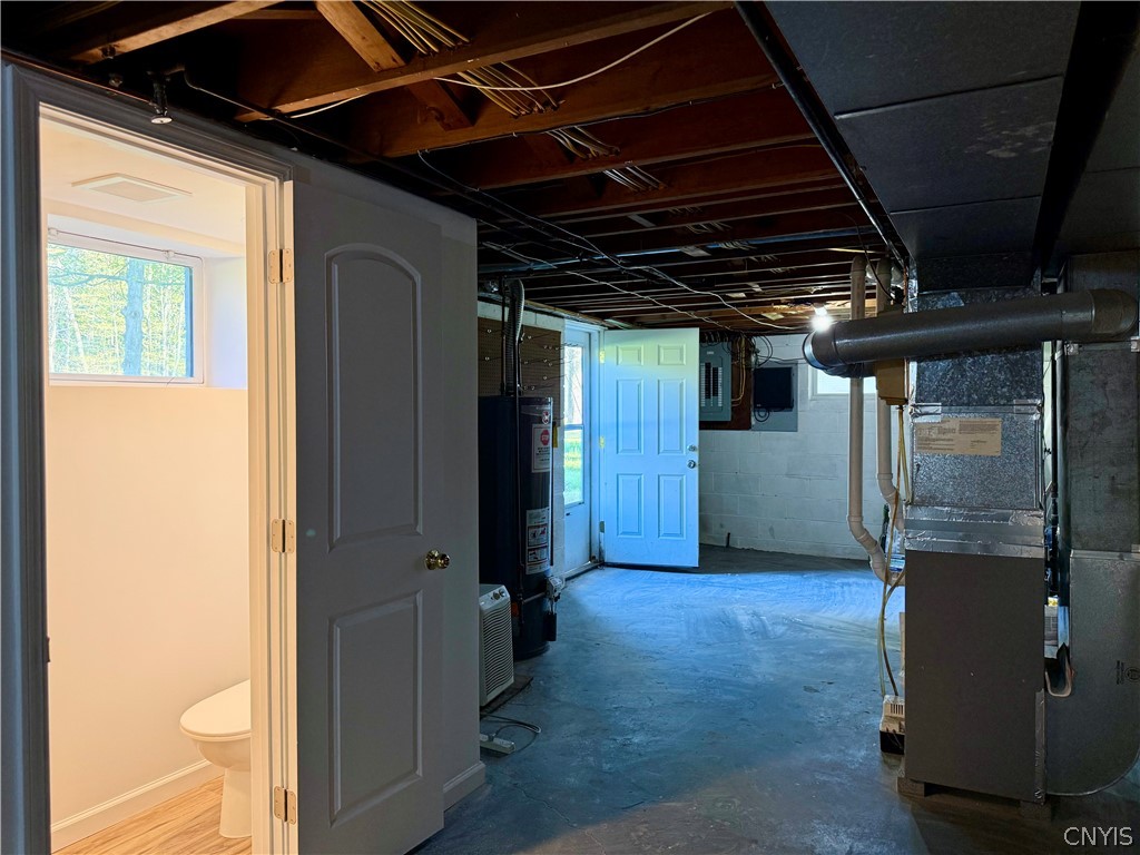 7928 Morgan Road Clay, NY 13090 - Photo 25 of 39 So much space