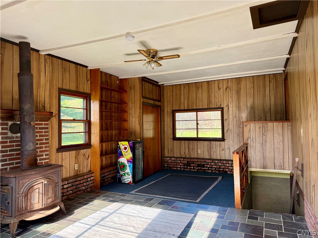 7928 Morgan Road Clay, NY 13090 - Photo 4 of 39 Massive great room