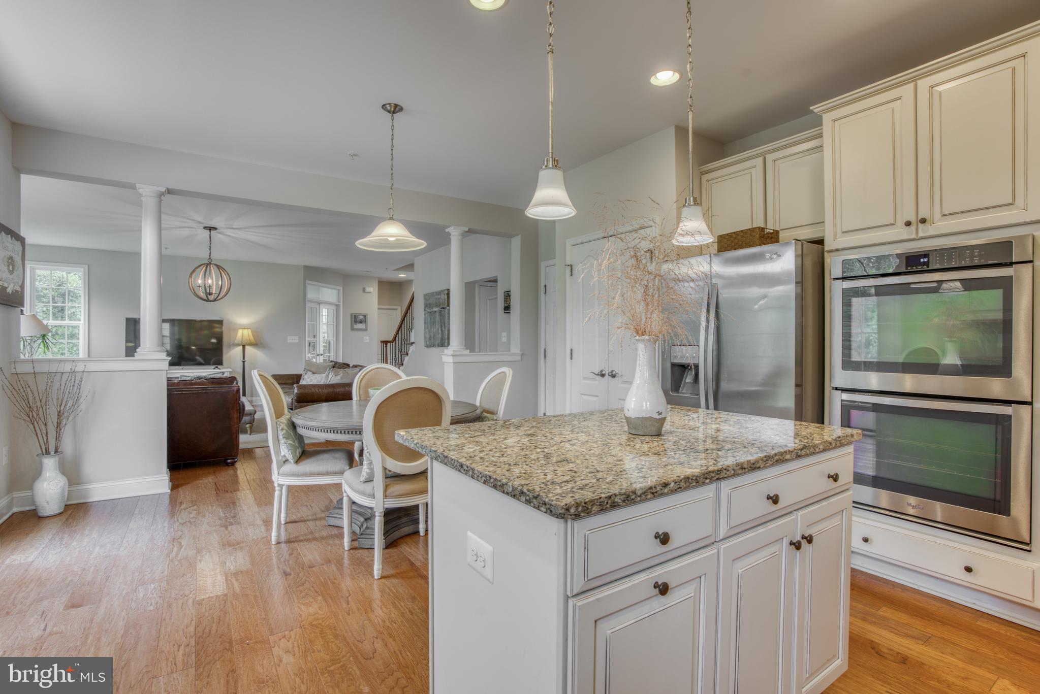 2344 Sweet Meadow Road Baltimore, MD 21209 - Photo 28 of 76 Double oven