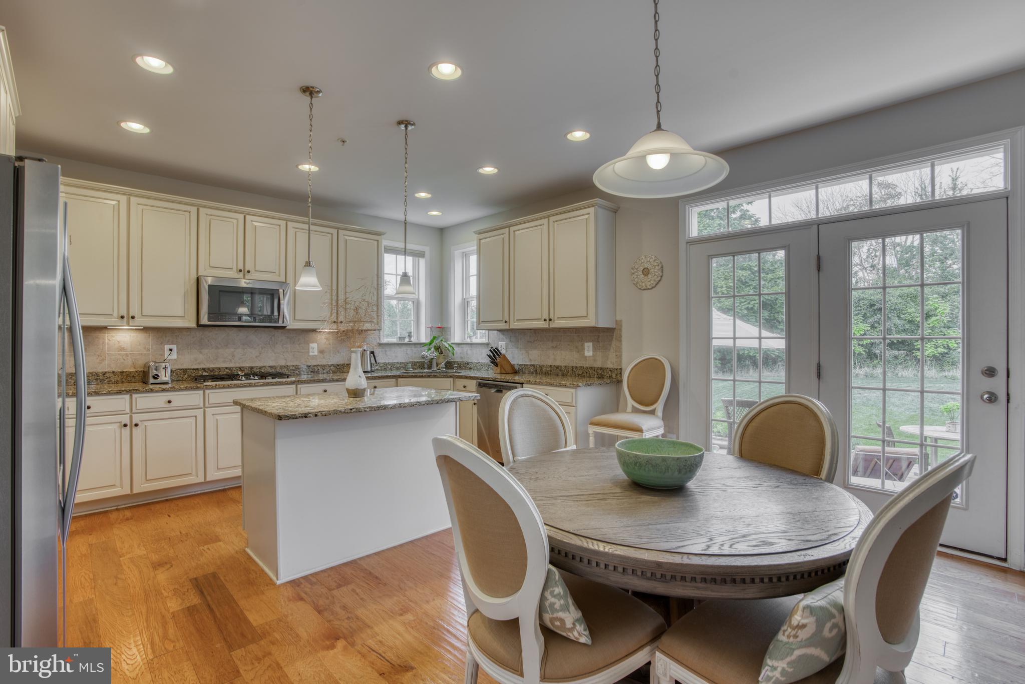 2344 Sweet Meadow Road Baltimore, MD 21209 - Photo 5 of 76 Large kitchen