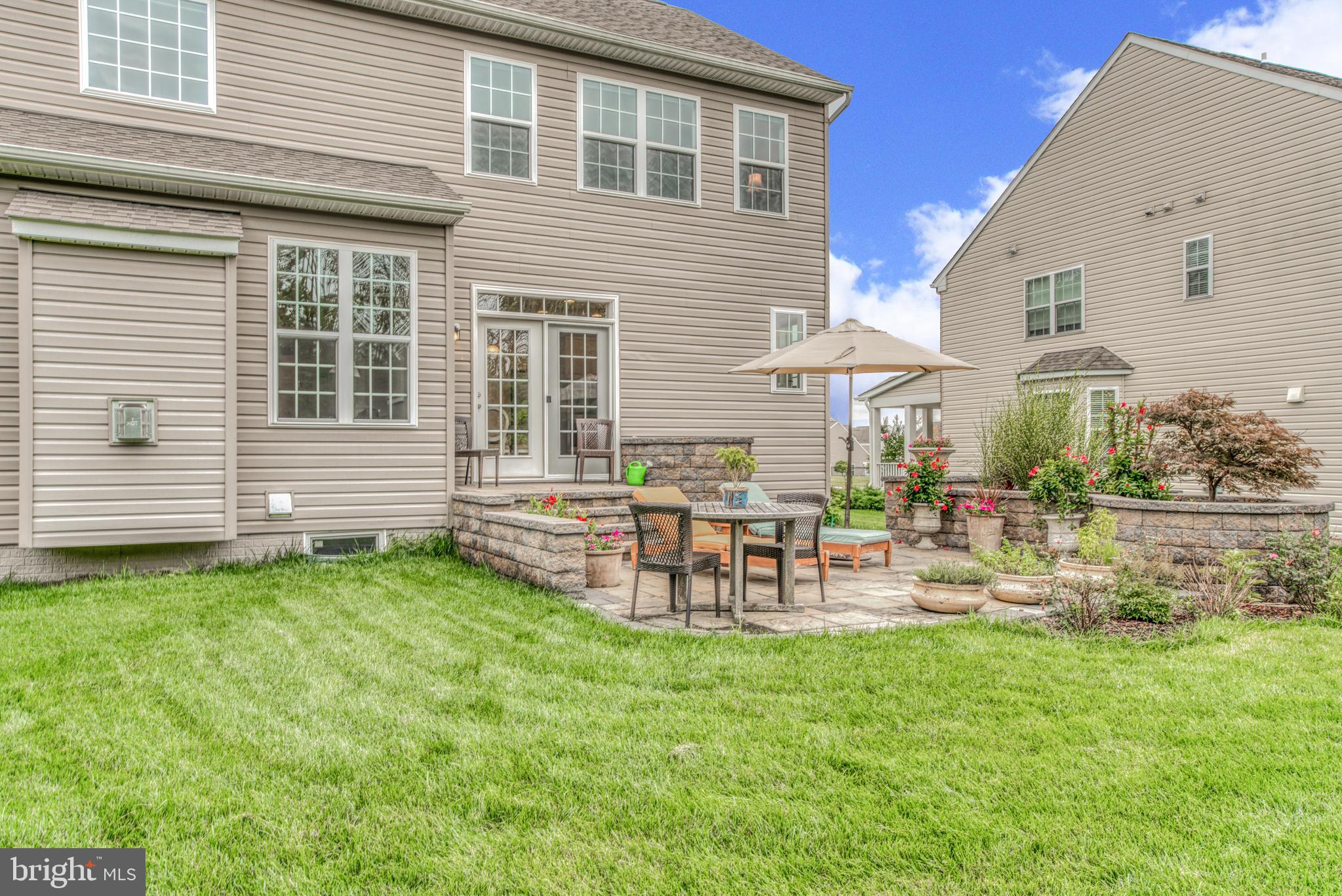 2344 Sweet Meadow Road Baltimore, MD 21209 - Photo 71 of 76 a view of a house with backyard and sitting area