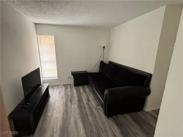 $1,550 | 4640 Koval Lane, Unit 49C, Las Vegas, NV 89109