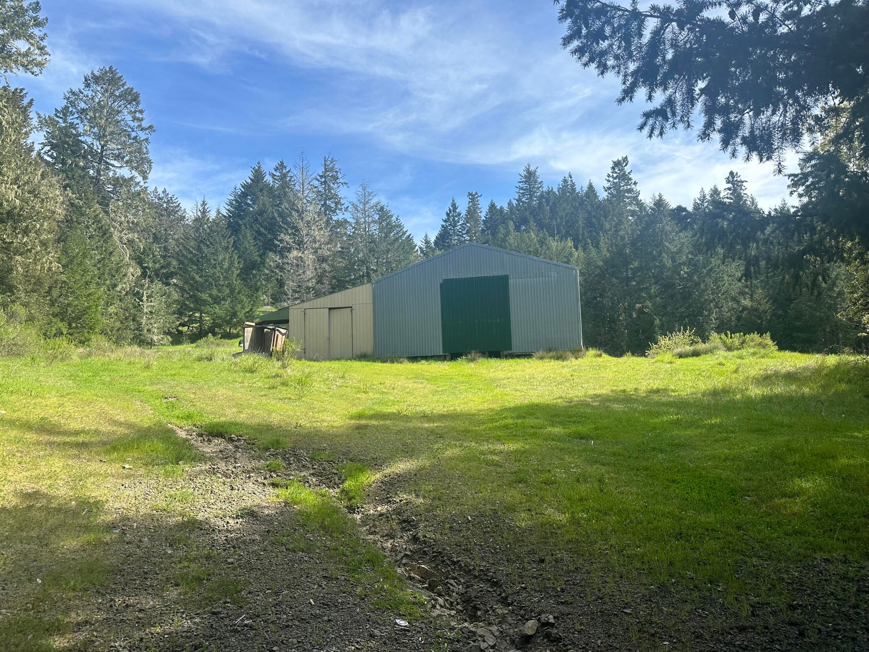 19624 Dyerville Loop Road Myers Flat, CA 95554 - Photo 14 of 23