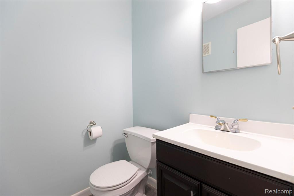2419 Riverside Drive Trenton, MI 48183 - Photo 25 of 25