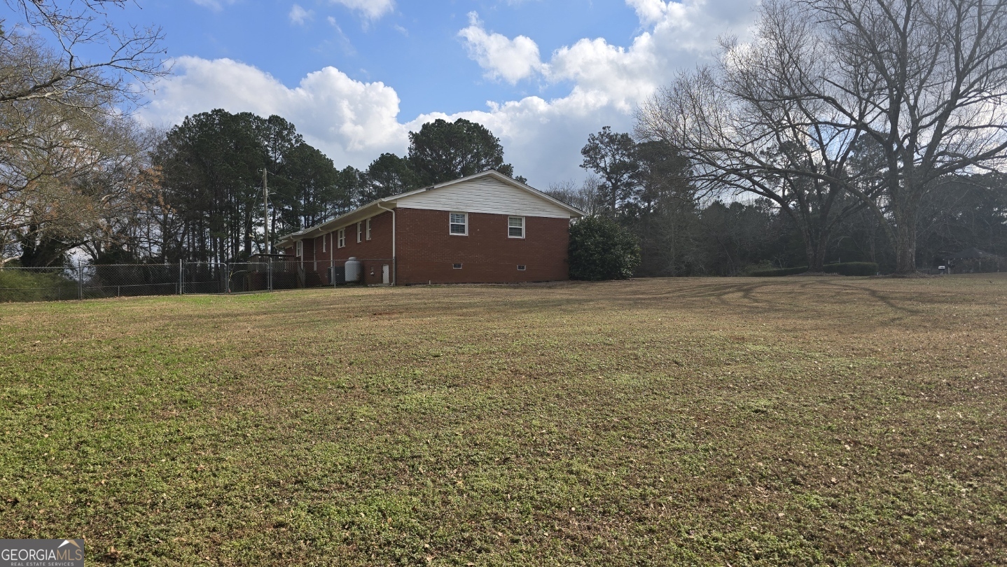 1151 Stark Road Jackson, GA 30233 - Photo 5 of 53
