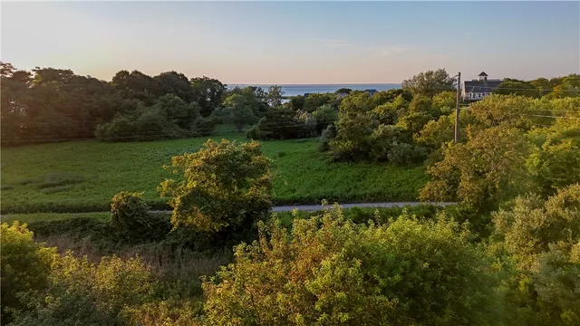 $2,950,000 | 751 Corn Neck Road, Block Island, RI 02807
