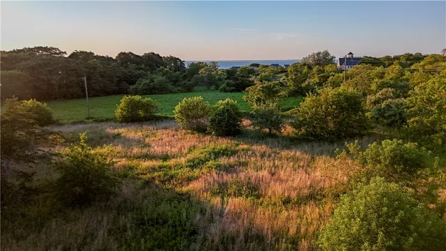 $2,950,000 | 751 Corn Neck Road, Block Island, RI 02807