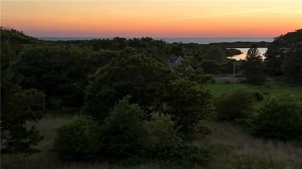 $2,950,000 | 751 Corn Neck Road, Block Island, RI 02807