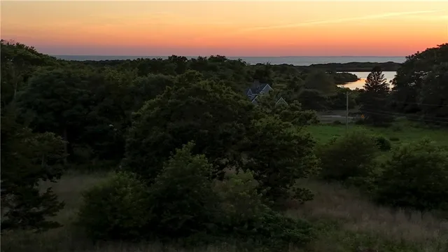 $2,950,000 | 751 Corn Neck Road, Block Island, RI 02807