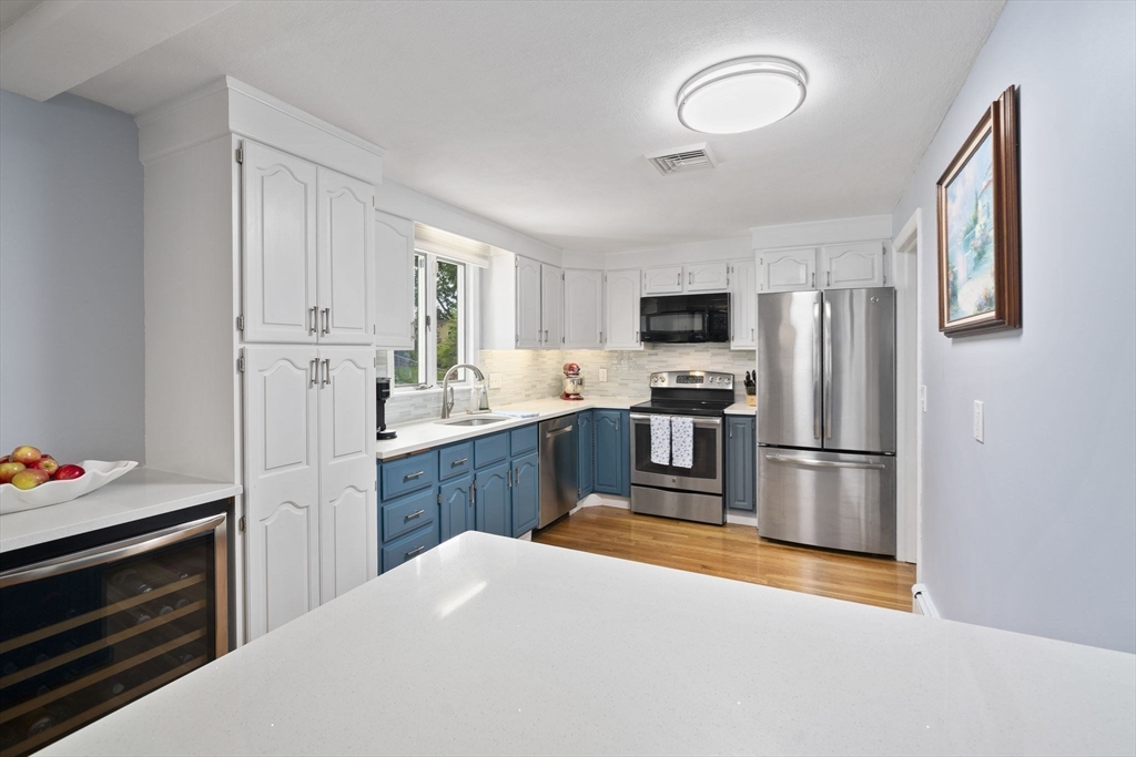 117 Alida Road Braintree, MA 02184 - Photo 15 of 42 Gallery Image 15