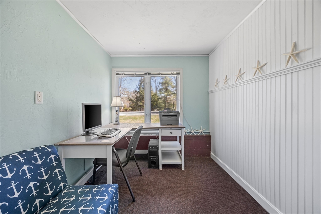 3 Wolf Road Bourne, MA 02532 - Photo 19 of 40