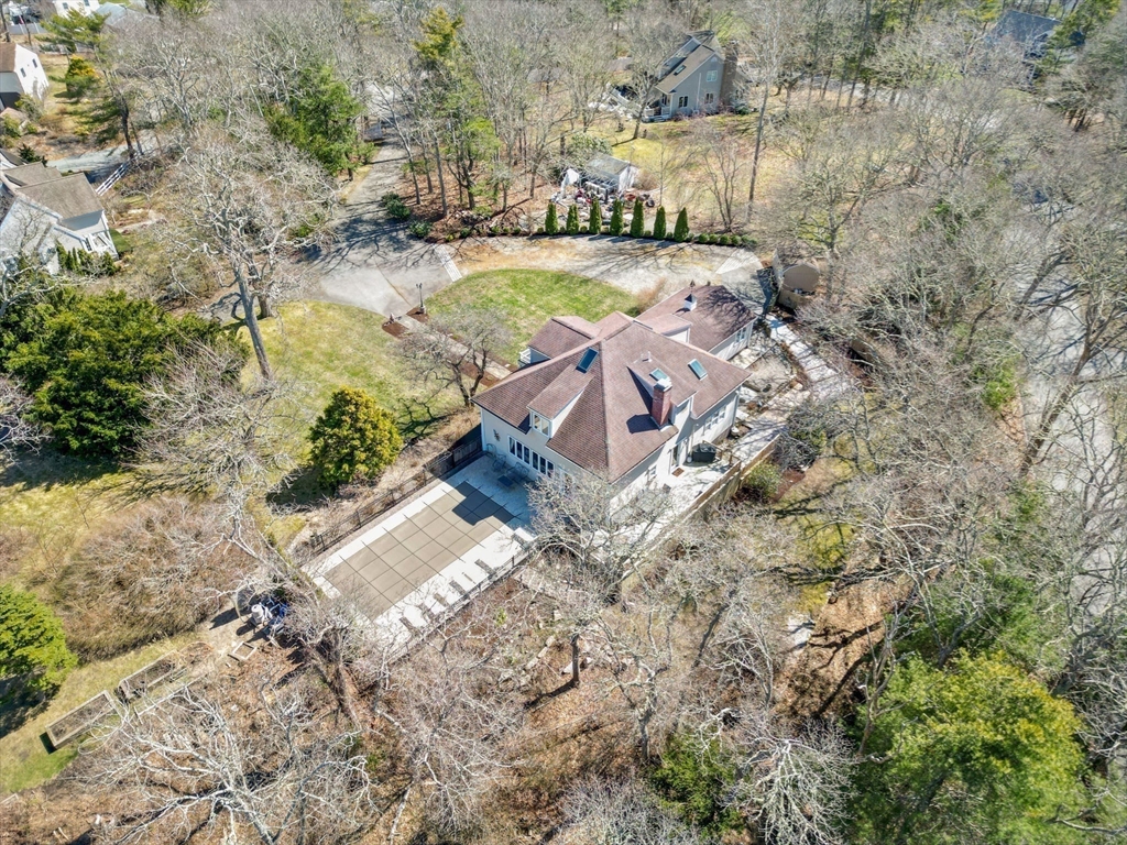 3 Wolf Road Bourne, MA 02532 - Photo 3 of 40