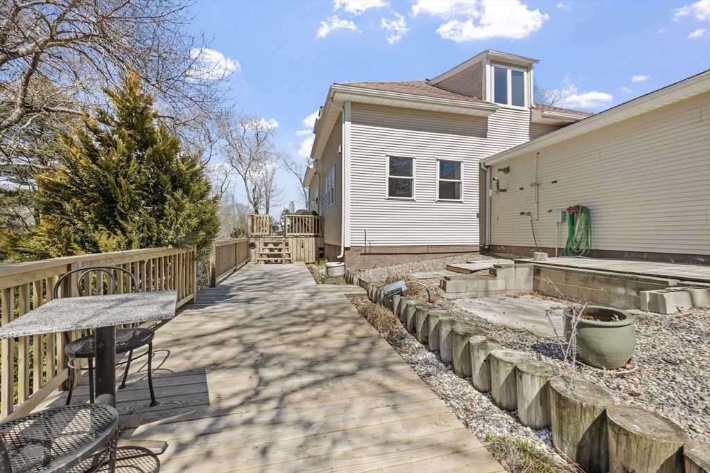 3 Wolf Road Bourne, MA 02532 - Photo 35 of 40