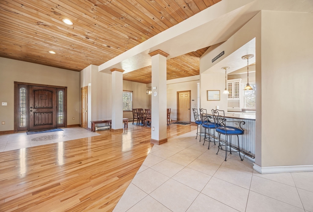 3 Wolf Road Bourne, MA 02532 - Photo 9 of 40