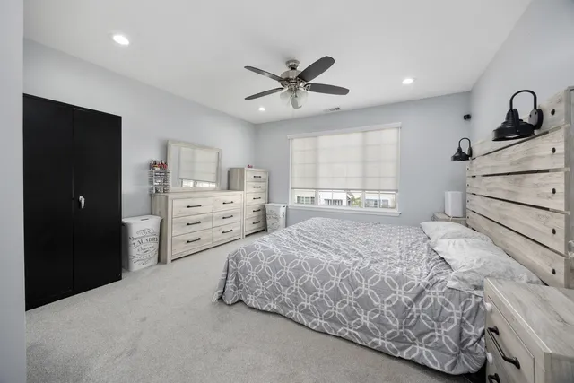 $394,999 | 9411 Harrison Street, Des Plaines, IL 60016