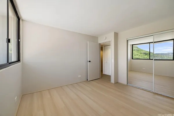 $5,000 | 512 Iolani Avenue, Unit PH2, Honolulu, HI 96813