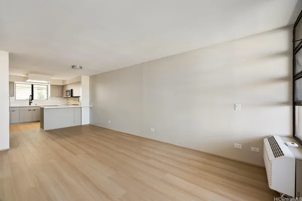 $5,000 | 512 Iolani Avenue, Unit PH2, Honolulu, HI 96813