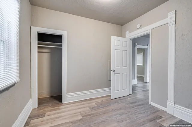 $309,900 | 1225 South Chestnut Avenue, Green Bay, WI 54304