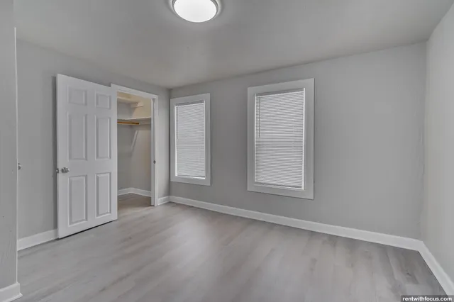 $309,900 | 1225 South Chestnut Avenue, Green Bay, WI 54304