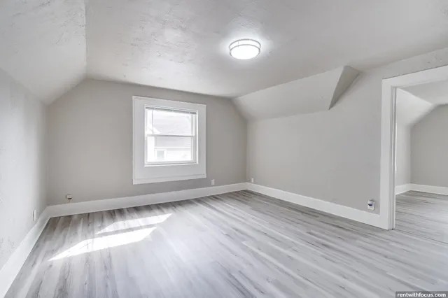 $309,900 | 1225 South Chestnut Avenue, Green Bay, WI 54304