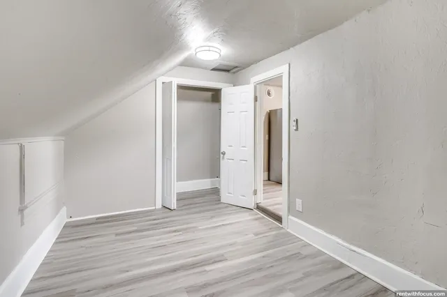 $309,900 | 1225 South Chestnut Avenue, Green Bay, WI 54304