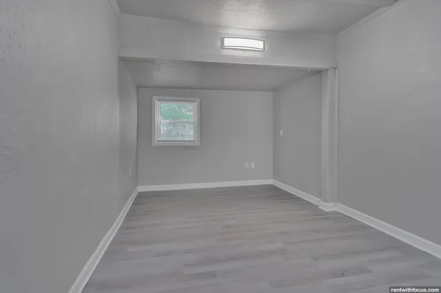 $309,900 | 1225 South Chestnut Avenue, Green Bay, WI 54304