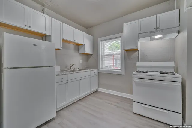 $309,900 | 1225 South Chestnut Avenue, Green Bay, WI 54304