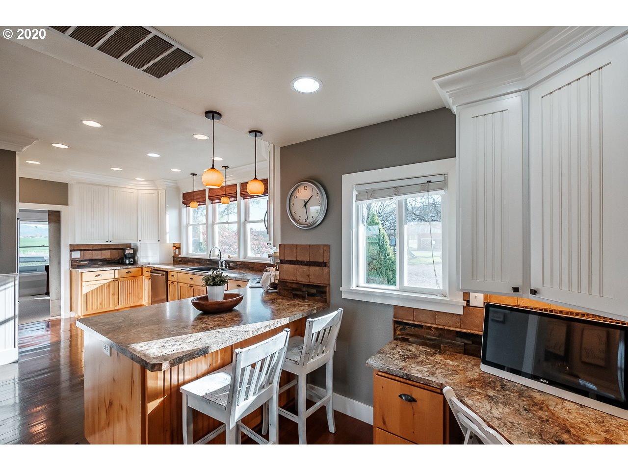 32704 Agan Road Lebanon, OR 97355 - Photo 13 of 30 Gallery Image 13