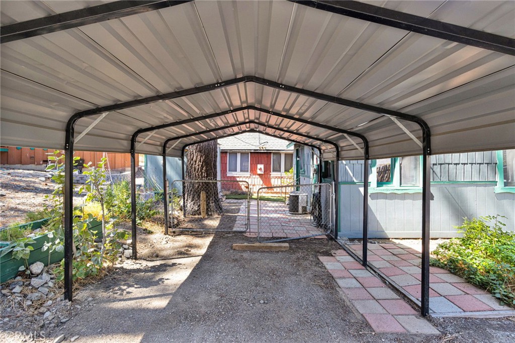 1038 Robin Road Wrightwood, CA 92397 - Photo 27 of 39 Gallery Image 27