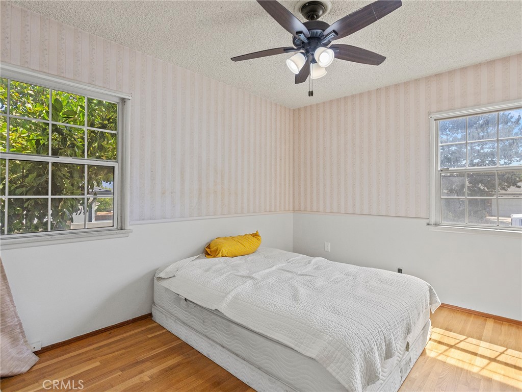2724 Scott Road Burbank, CA 91504 - Photo 18 of 43 a bedroom with a bed and window