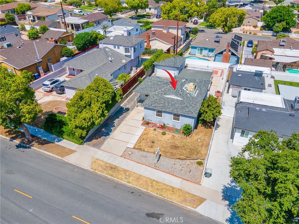 2724 Scott Road Burbank, CA 91504 - Photo 38 of 43 an aerial view of a house with garden space and street view