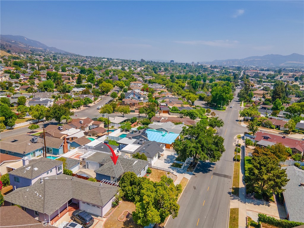 2724 Scott Road Burbank, CA 91504 - Photo 43 of 43 an aerial view of a city