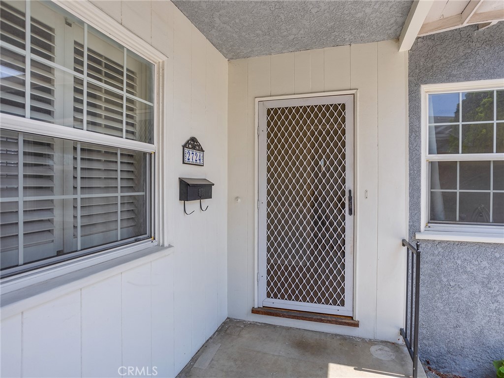 2724 Scott Road Burbank, CA 91504 - Photo 7 of 43 a view of front door of house