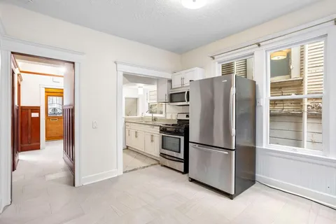 $679,000 | 857-857 Athens Avenue, Oakland, CA 94607