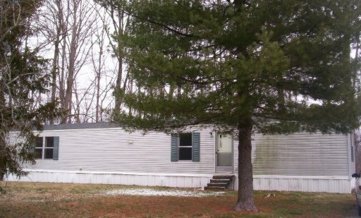 240 East Ravenscroft Road Sparta, TN 38583 - Photo 1 of 1 Primary Photo