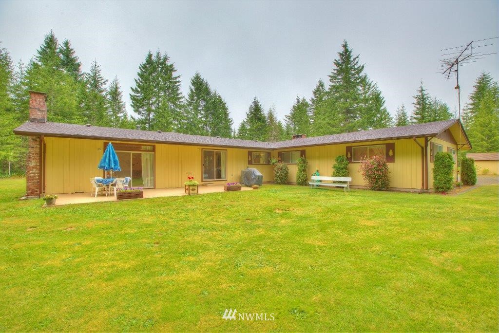 1041 West Deckerville Road Elma, WA 98541 - Photo 2 of 22 Gallery Image 2