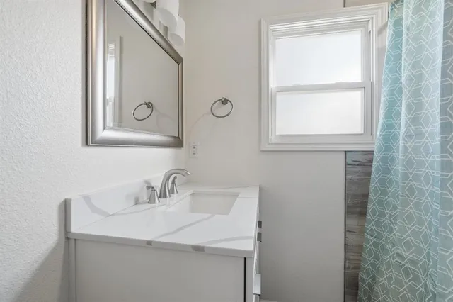 $1,600 | 242 College Drive, Abilene, TX 79601