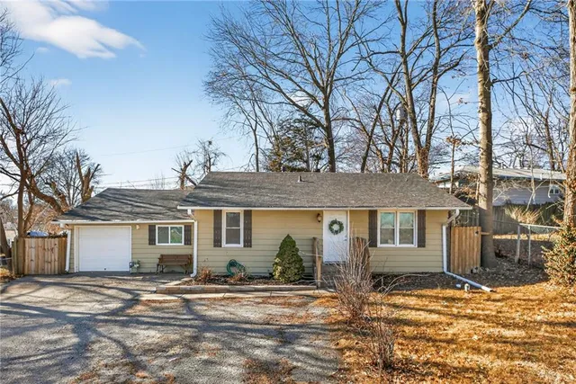 $245,000 | 36 North Ridge Avenue, Liberty, MO 64068