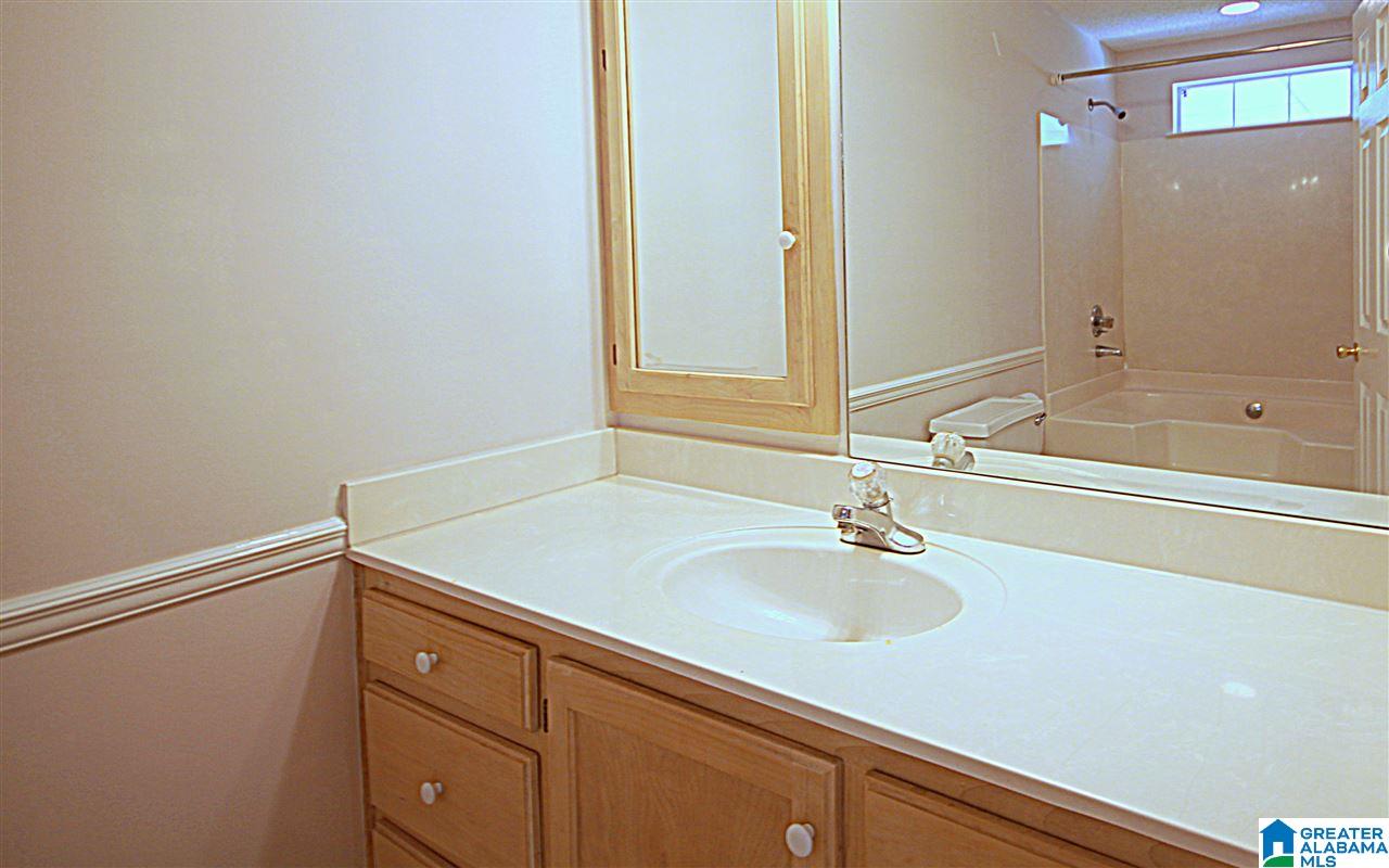 121 Park Pl Way Alabaster, AL 35007 - Photo 19 of 46