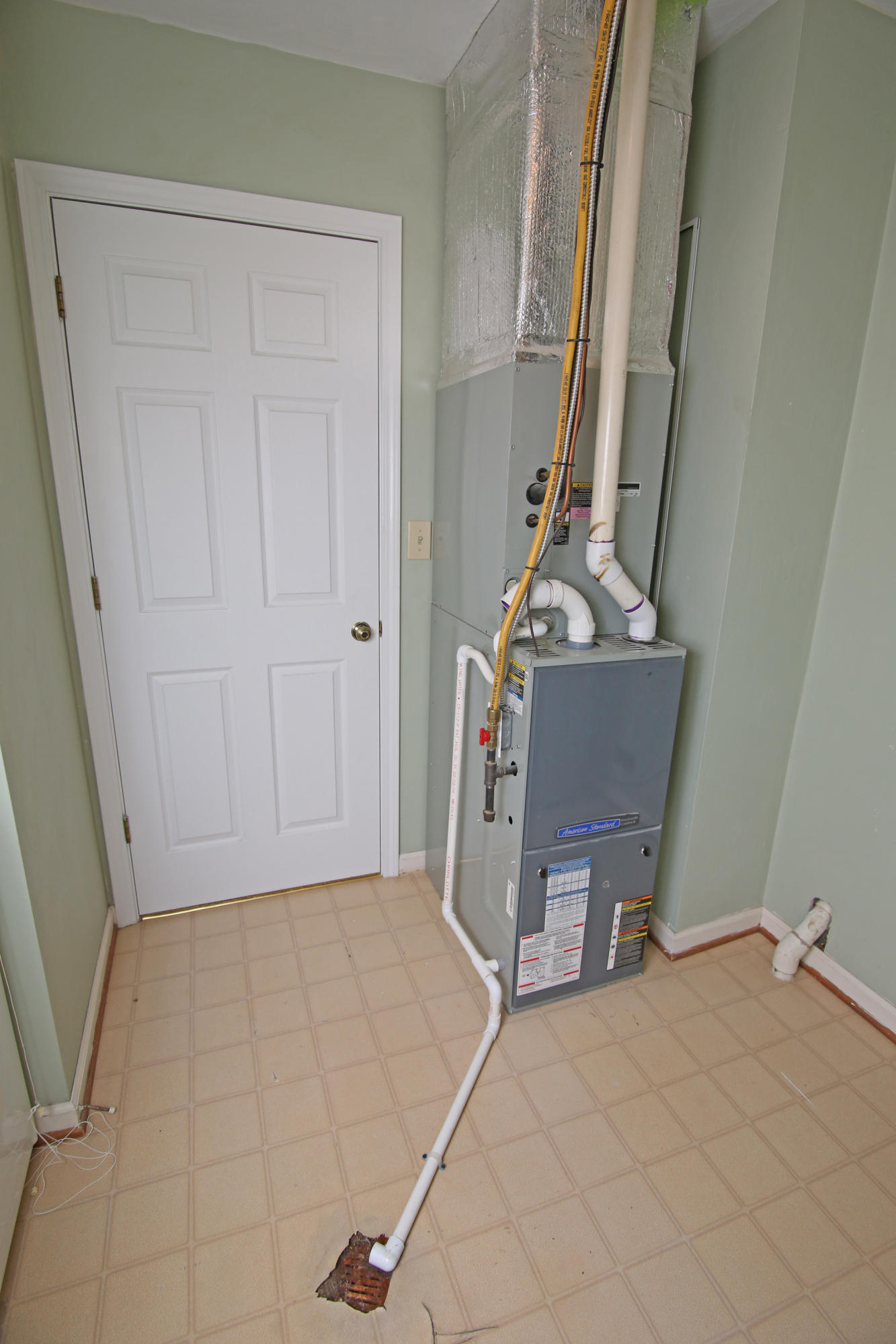 1060 Kessler Mill Road Salem, VA 24153 - Photo 25 of 45 DGA_5688