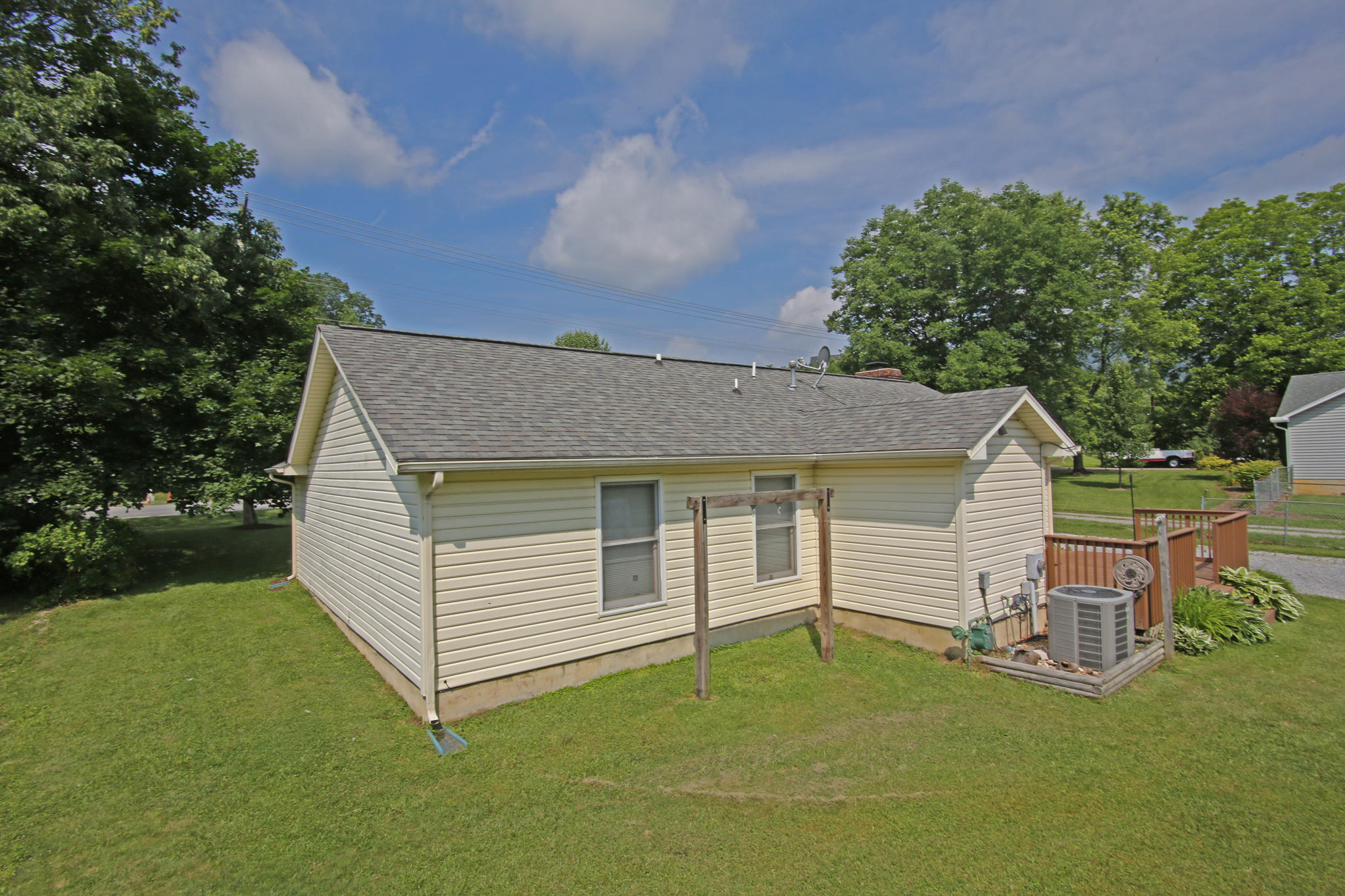 1060 Kessler Mill Road Salem, VA 24153 - Photo 31 of 45 DGA_5700